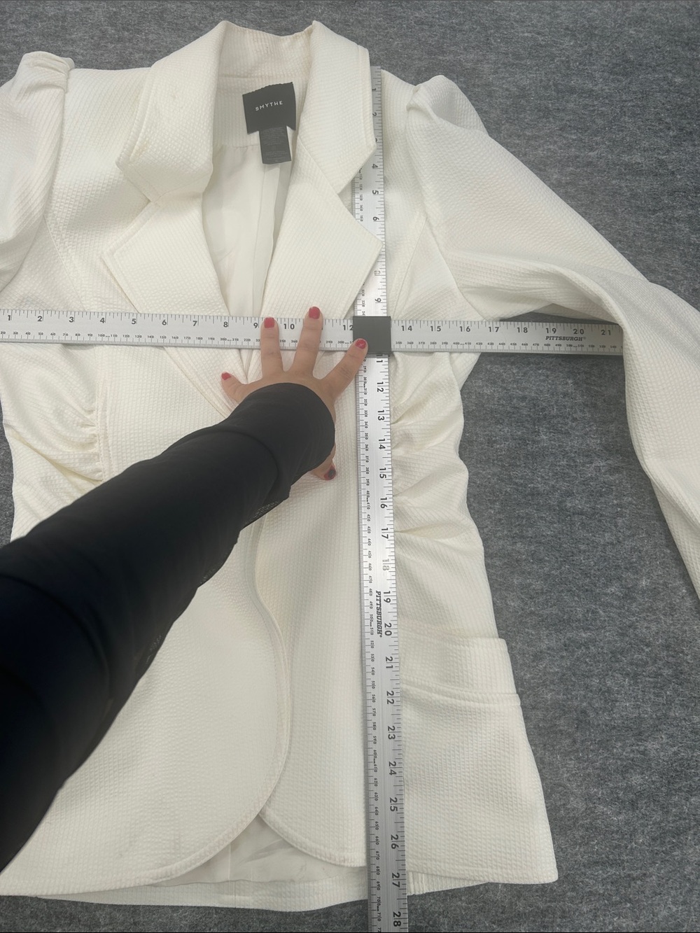 SMYTHE Ruched Blazer in White Seersucker Button Closure Size 6 - Picture 11 of 13